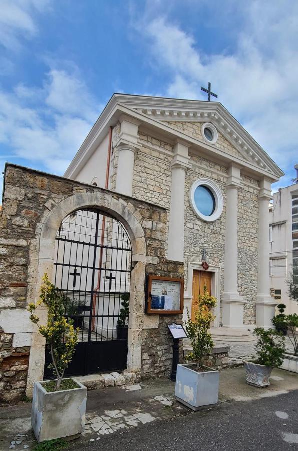 Old Town Boulevard Apartment In City Center Durrës Buitenkant foto