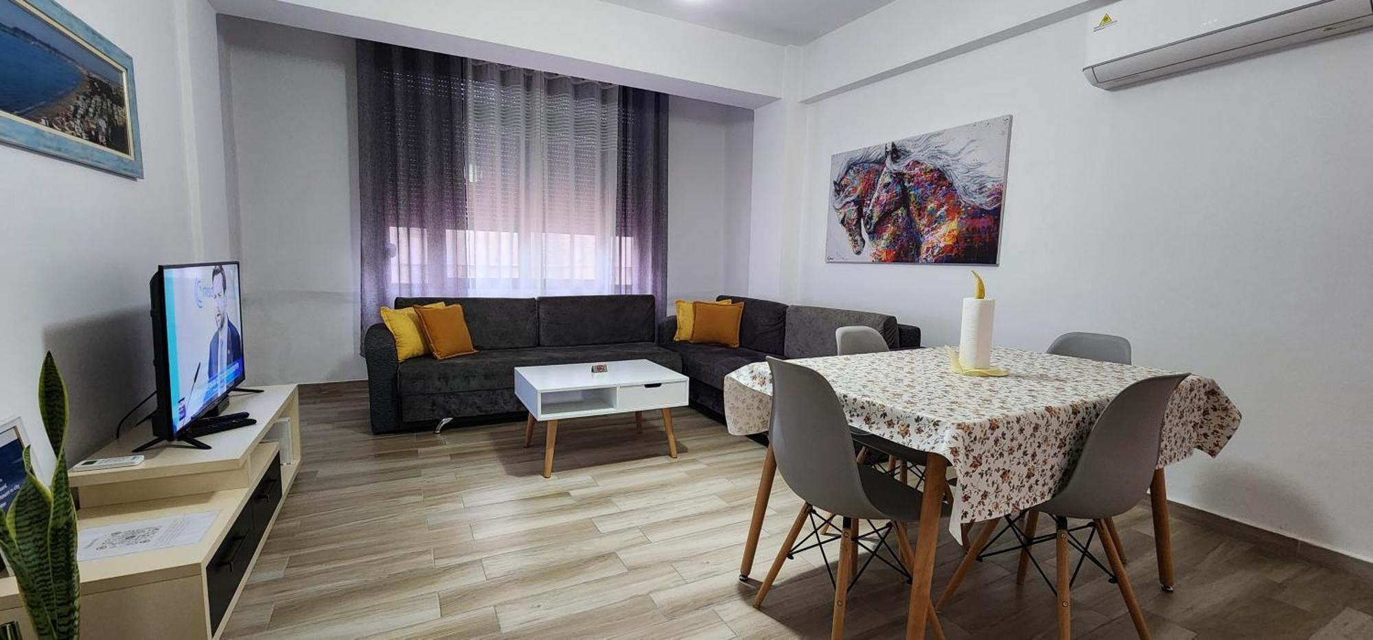 Old Town Boulevard Apartment In City Center Durrës Buitenkant foto